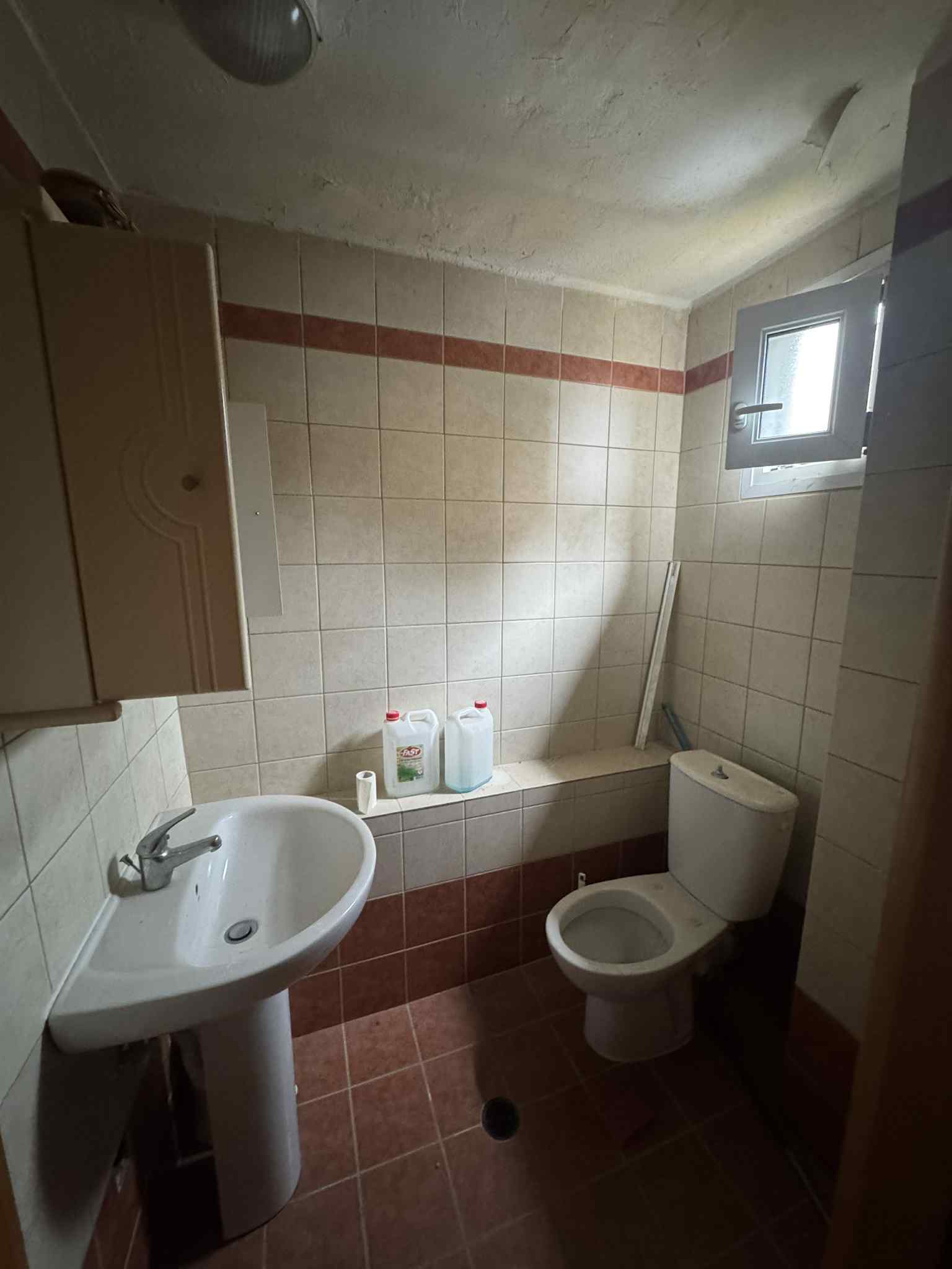 1b932426-c007-478b-9765-d6fdf11c19be