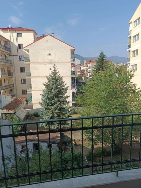 ΕΝΟΙΚΙΑΖΕΤΑΙ ΔΙΑΜΕΡΙΣΜΑ